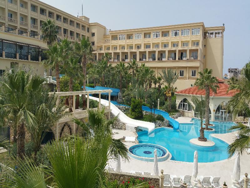 Oscar Resort Hotel كيرينيا المظهر الخارجي الصورة