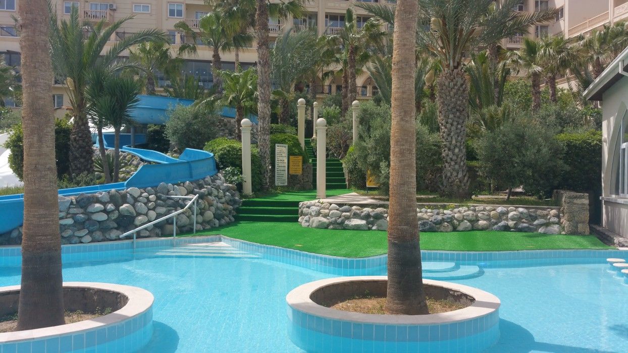 Oscar Resort Hotel كيرينيا المظهر الخارجي الصورة